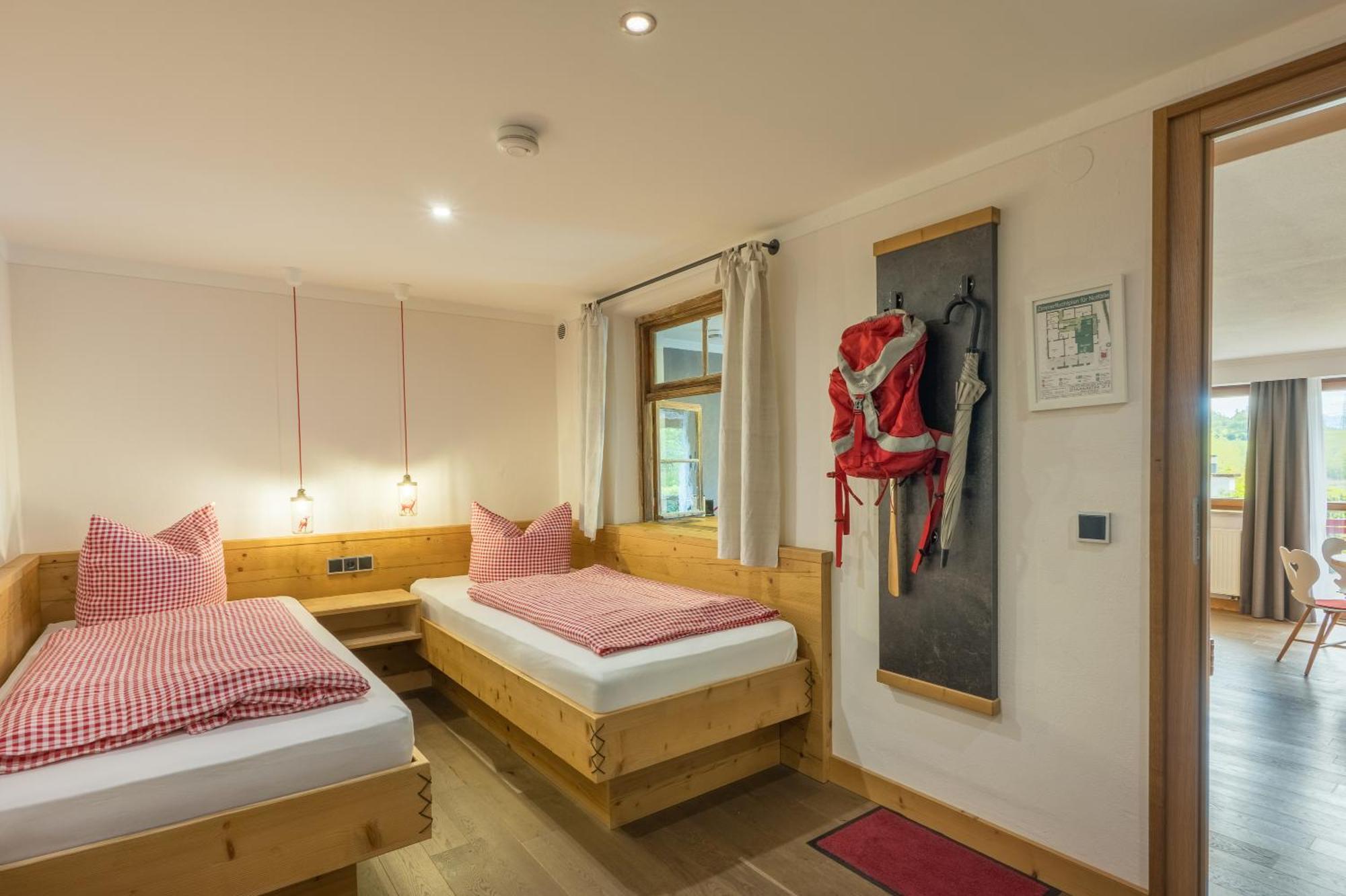 Dreimäderlhaus - Vegetarische Boutique 3*
