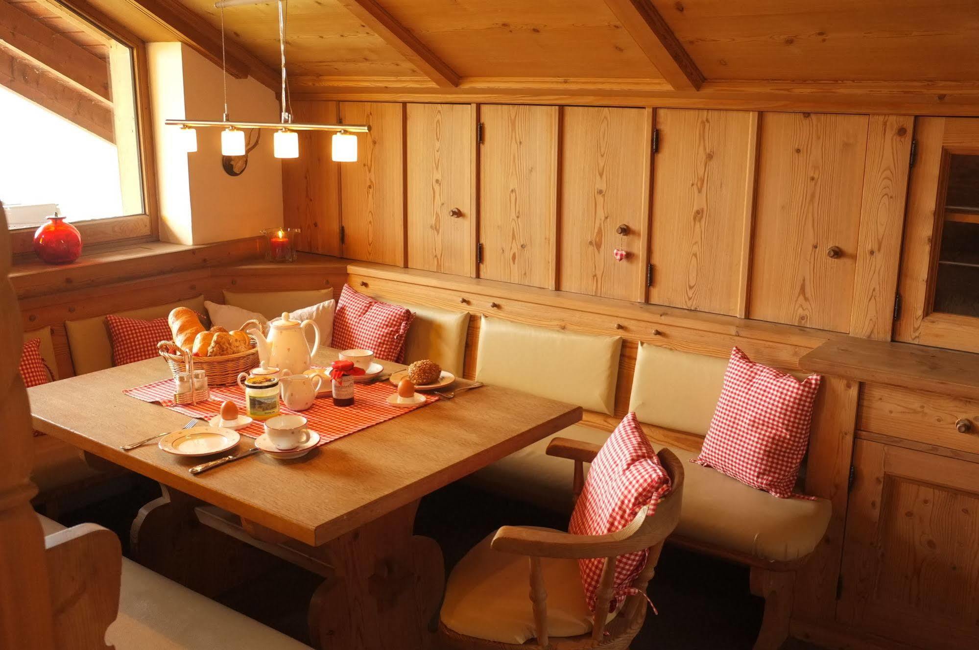 Dreimäderlhaus - Vegetarische Boutique Gasthof